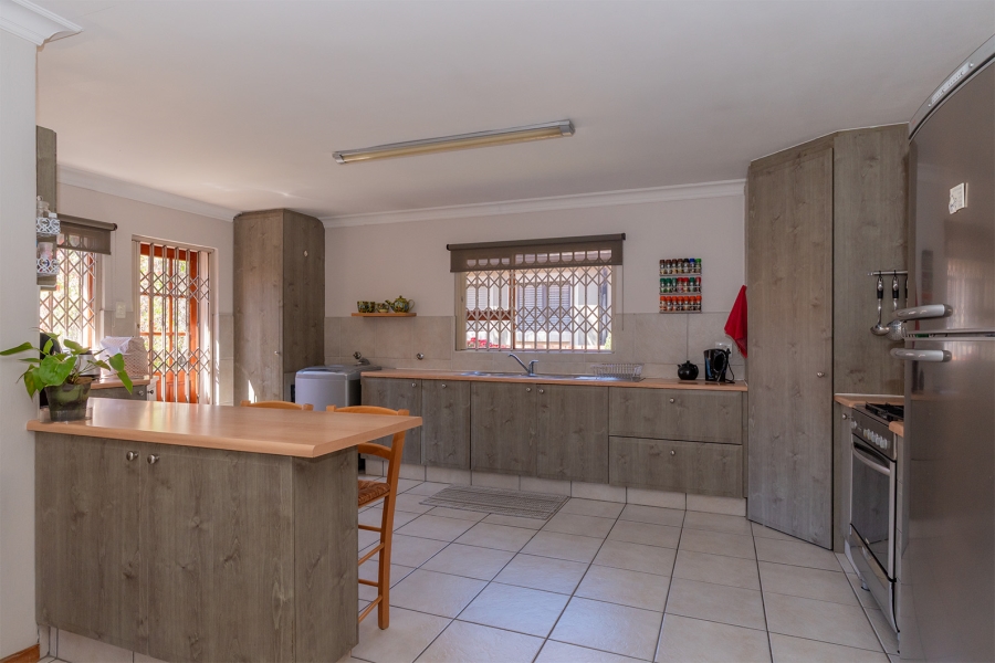 3 Bedroom Property for Sale in Greenstone Hill Gauteng