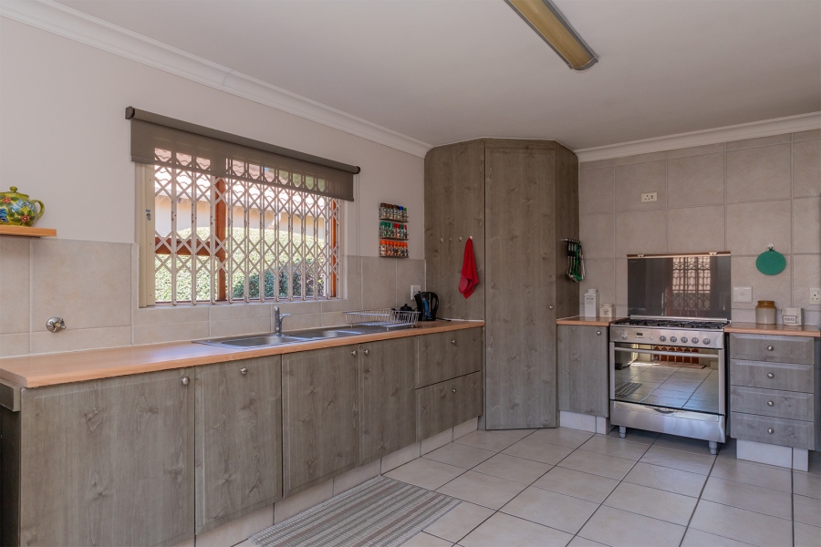 3 Bedroom Property for Sale in Greenstone Hill Gauteng