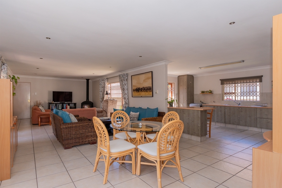 3 Bedroom Property for Sale in Greenstone Hill Gauteng