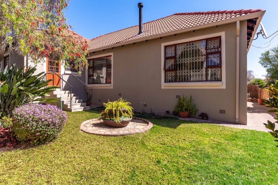 3 Bedroom Property for Sale in Greenstone Hill Gauteng
