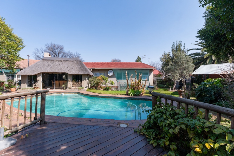 4 Bedroom Property for Sale in Farrarmere Gauteng