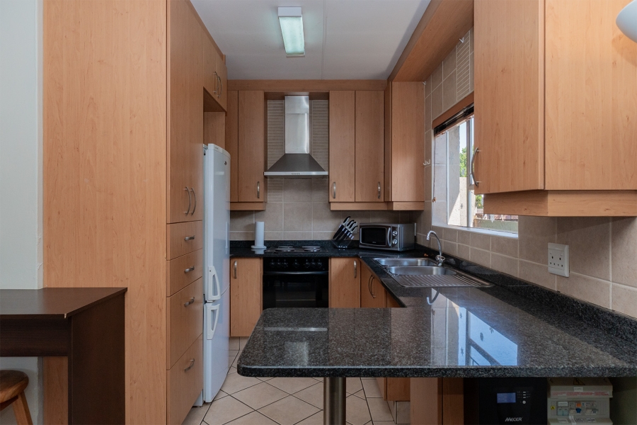 4 Bedroom Property for Sale in Farrarmere Gauteng