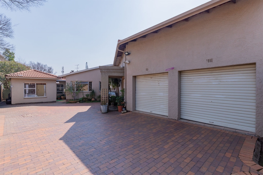 4 Bedroom Property for Sale in Farrarmere Gauteng