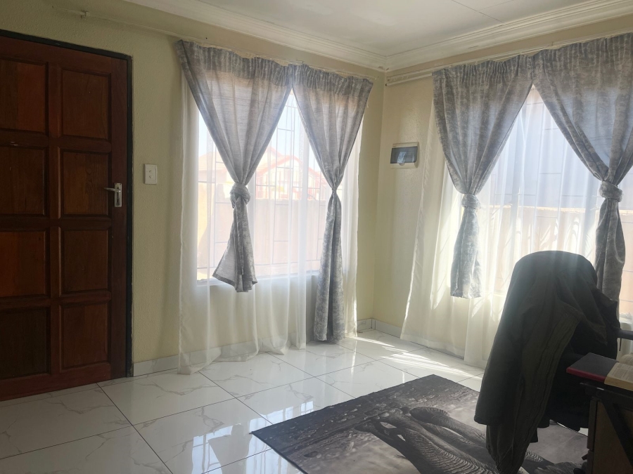 2 Bedroom Property for Sale in Soshanguve South Ext 4 Gauteng