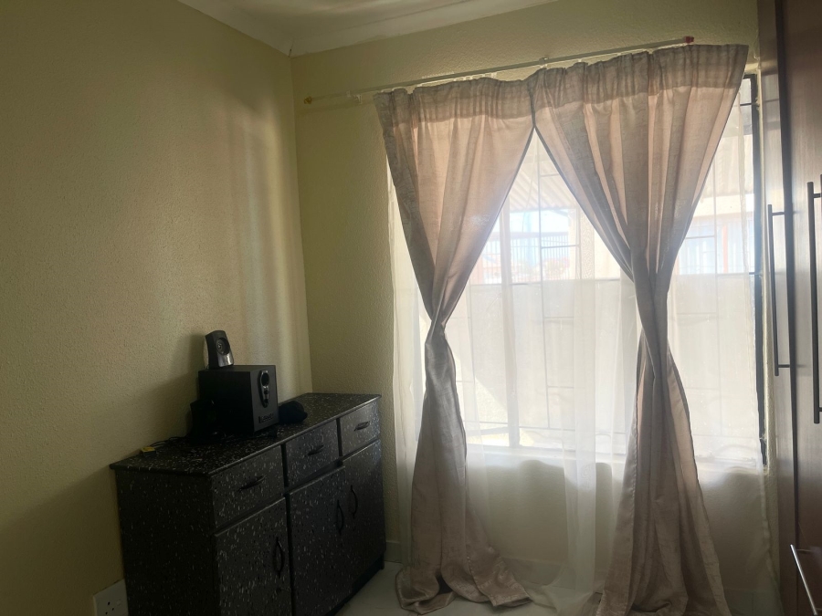 2 Bedroom Property for Sale in Soshanguve South Ext 4 Gauteng