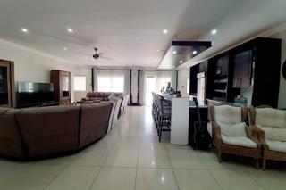 6 Bedroom Property for Sale in Shores of Loch Vaal Gauteng