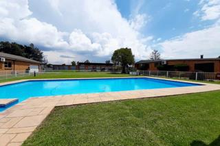 6 Bedroom Property for Sale in Shores of Loch Vaal Gauteng
