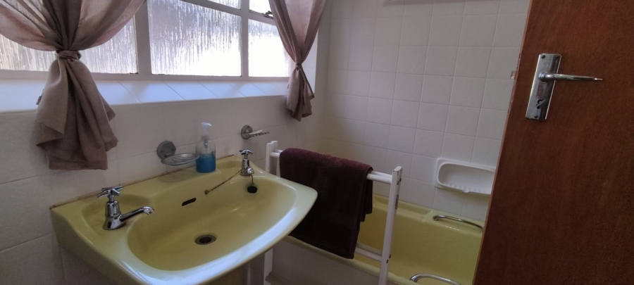 3 Bedroom Property for Sale in Greenhills Gauteng