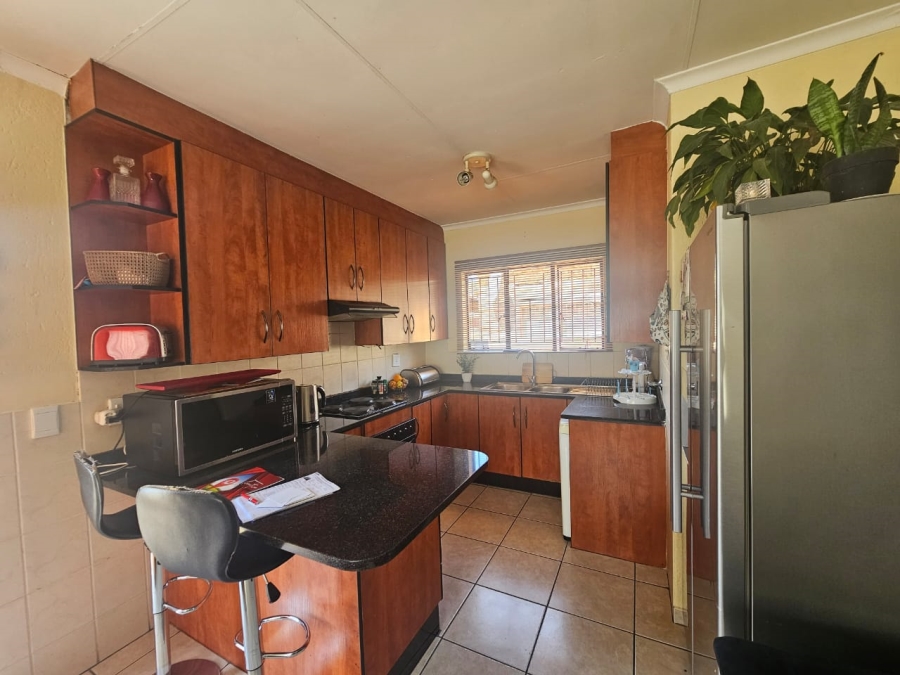 3 Bedroom Property for Sale in Greenhills Gauteng