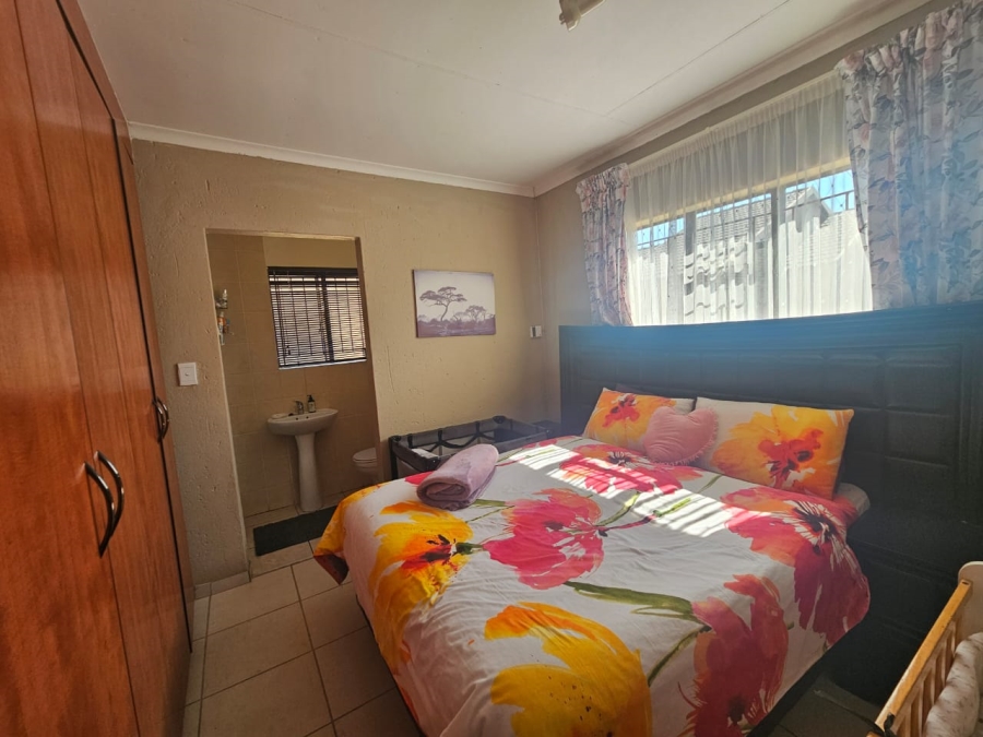 3 Bedroom Property for Sale in Greenhills Gauteng
