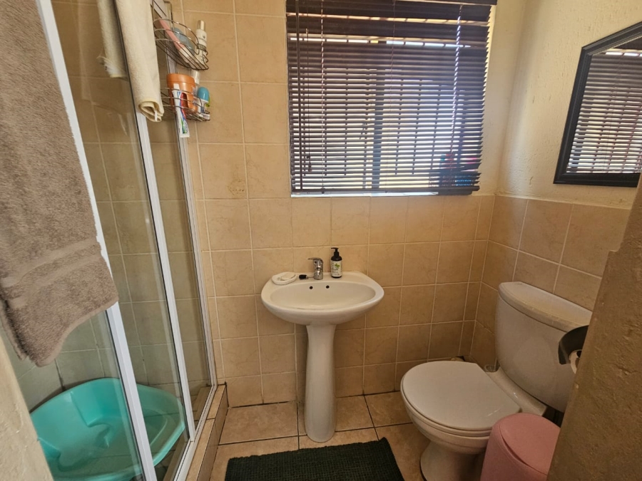 3 Bedroom Property for Sale in Greenhills Gauteng
