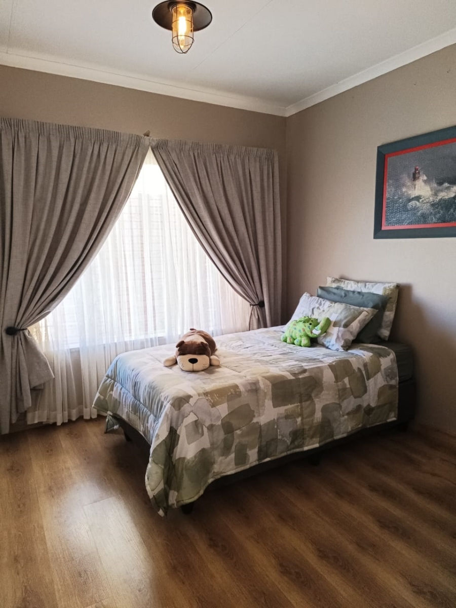3 Bedroom Property for Sale in Greenhills Gauteng