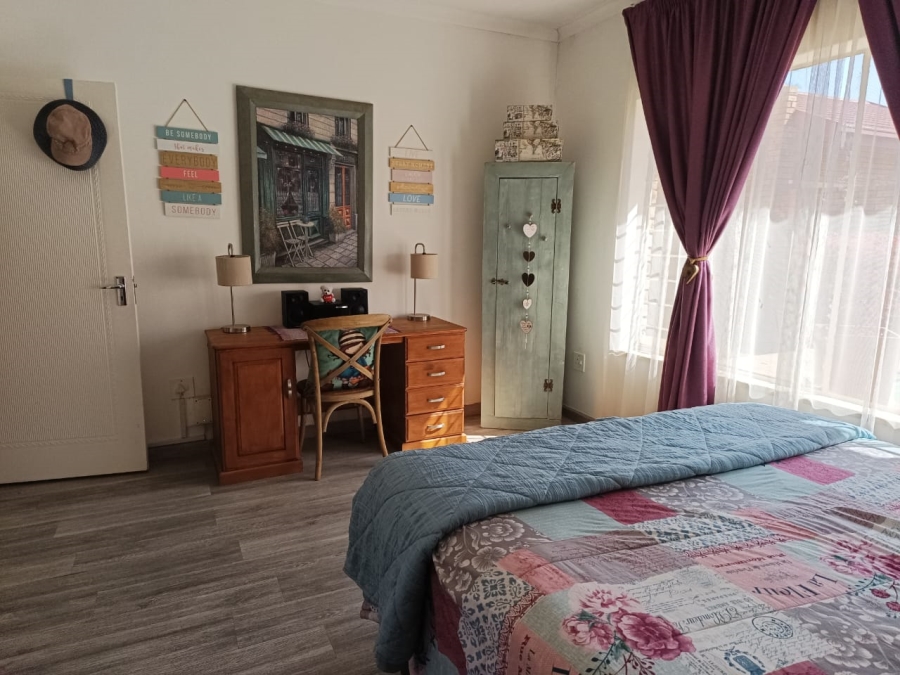 3 Bedroom Property for Sale in Greenhills Gauteng