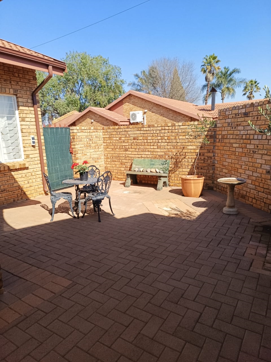 3 Bedroom Property for Sale in Greenhills Gauteng