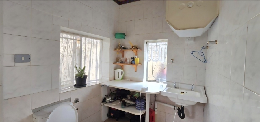 4 Bedroom Property for Sale in Moregloed Gauteng