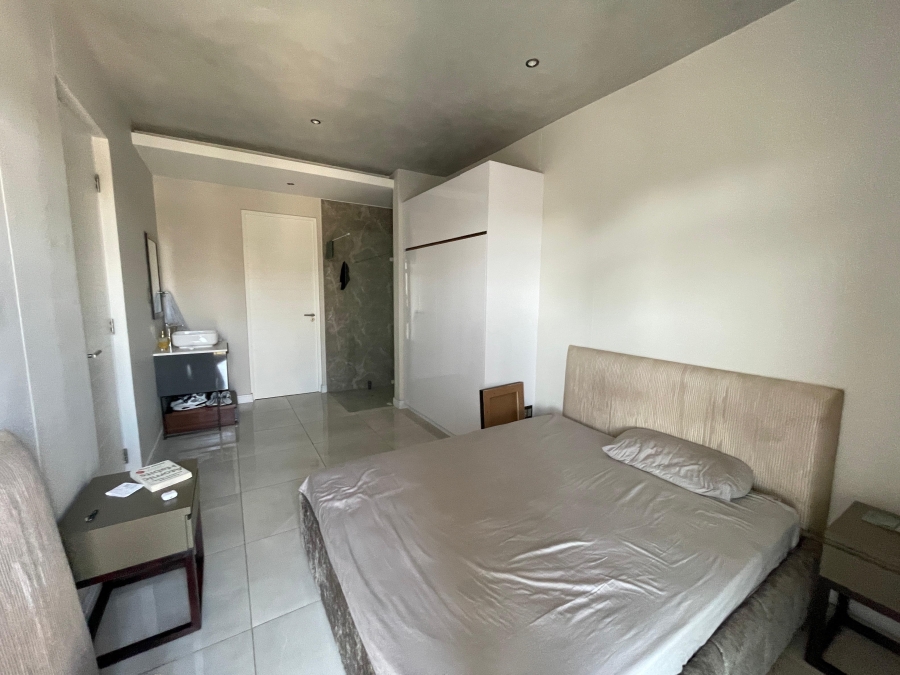 To Let 2 Bedroom Property for Rent in Rosebank Gauteng
