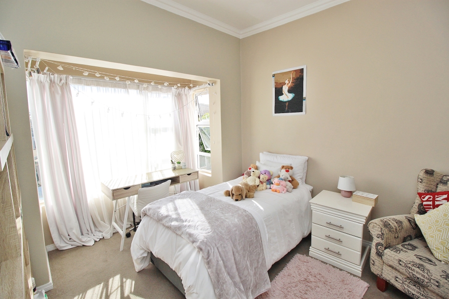 3 Bedroom Property for Sale in Greenstone Hill Gauteng