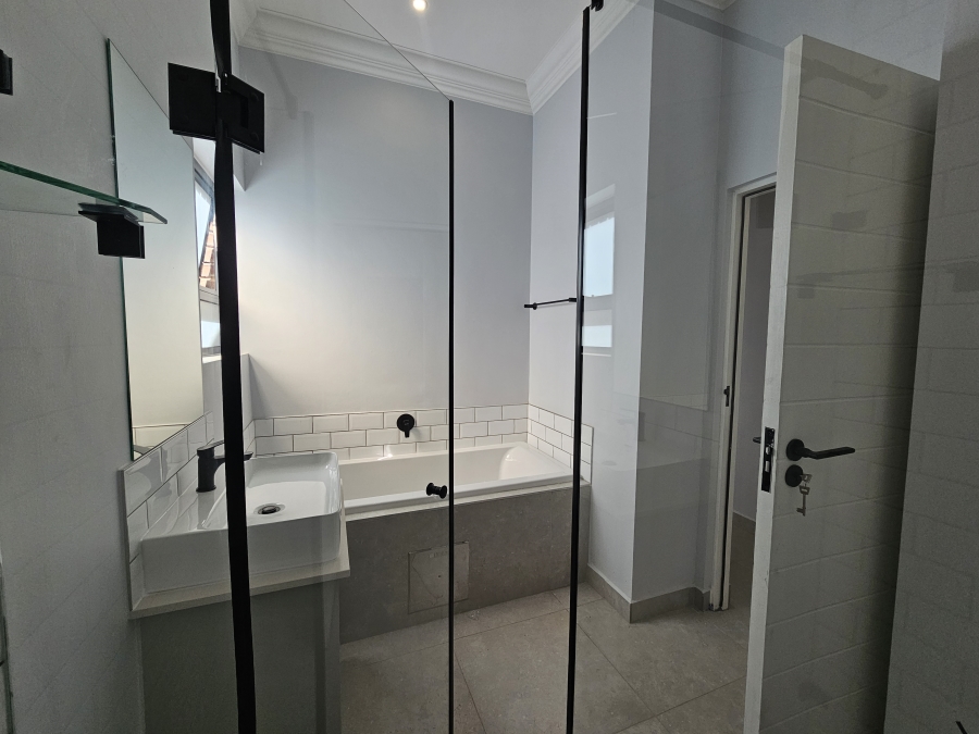 3 Bedroom Property for Sale in Bryanston Gauteng