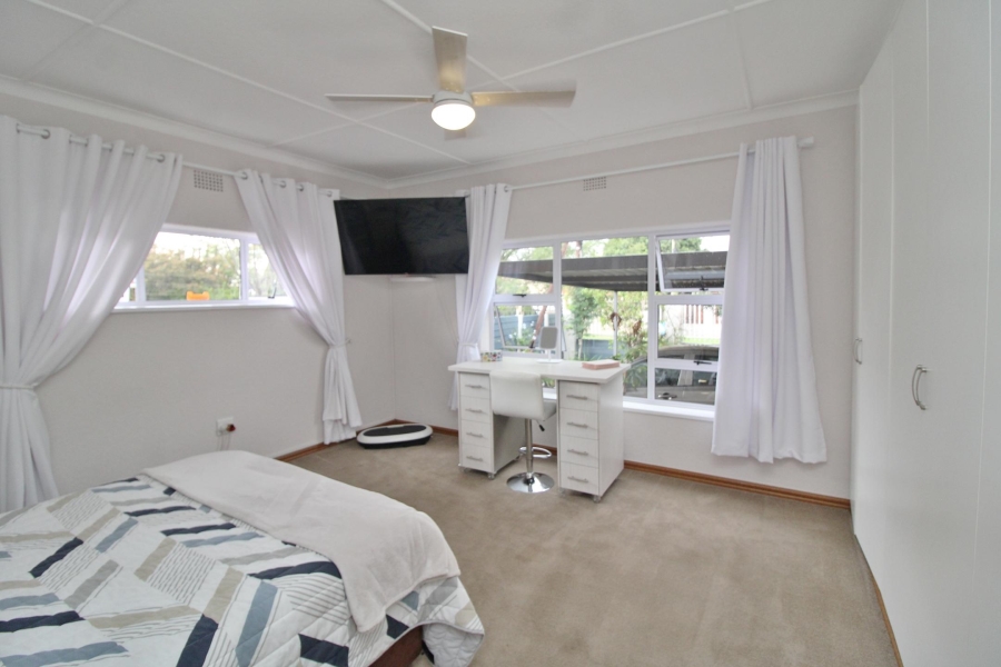 3 Bedroom Property for Sale in Sunnyridge Gauteng