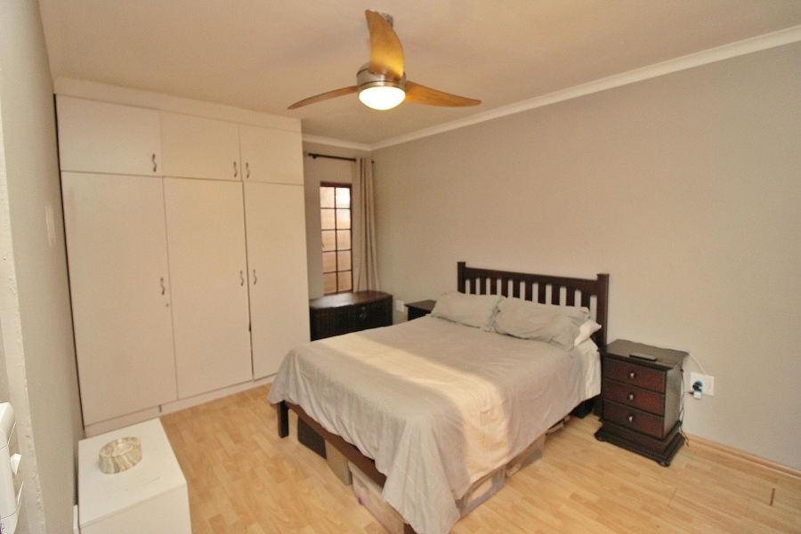 3 Bedroom Property for Sale in Sunnyridge Gauteng