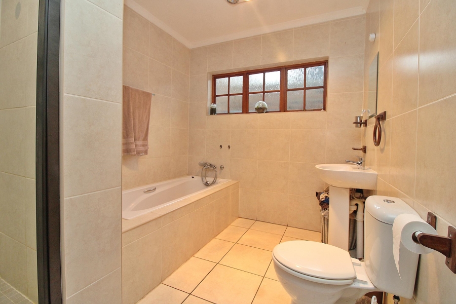 3 Bedroom Property for Sale in Sunnyridge Gauteng