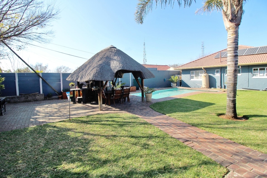 3 Bedroom Property for Sale in Sunnyridge Gauteng