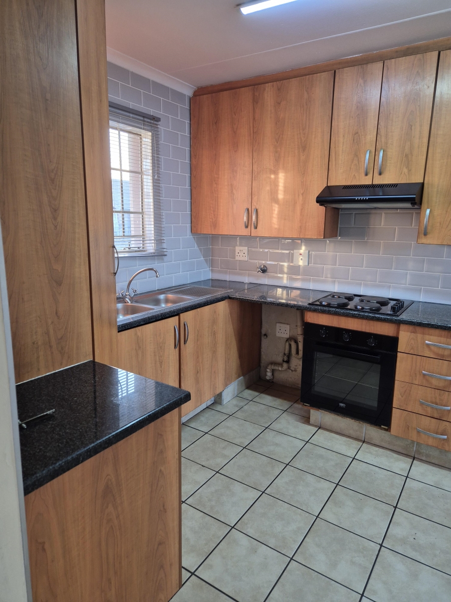 2 Bedroom Property for Sale in Minnebron Gauteng