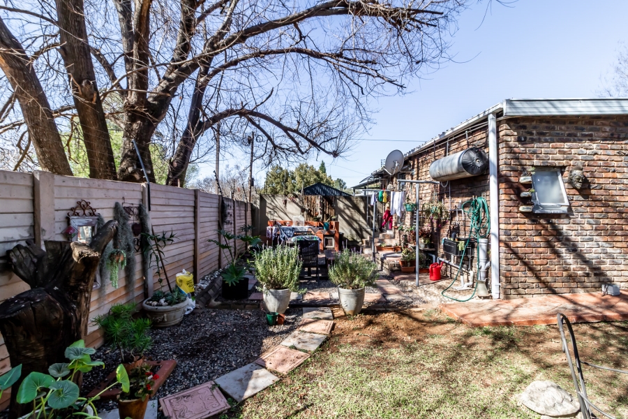 7 Bedroom Property for Sale in Gezina Gauteng