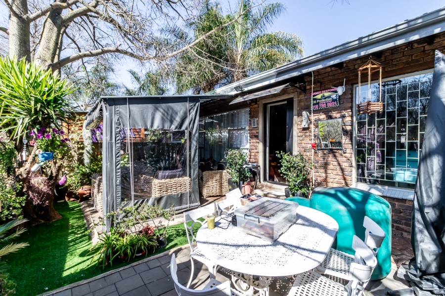 7 Bedroom Property for Sale in Gezina Gauteng