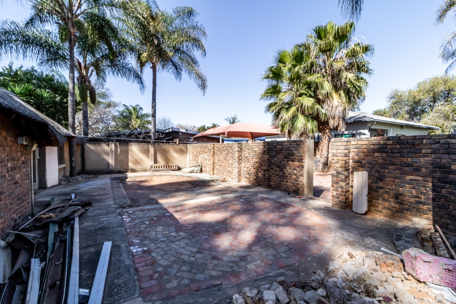 7 Bedroom Property for Sale in Gezina Gauteng