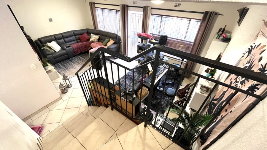 3 Bedroom Property for Sale in Verwoerdpark Gauteng