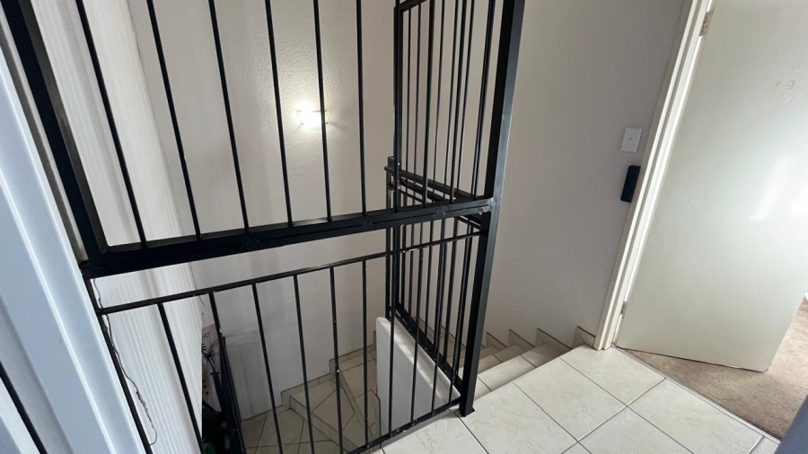 3 Bedroom Property for Sale in Verwoerdpark Gauteng