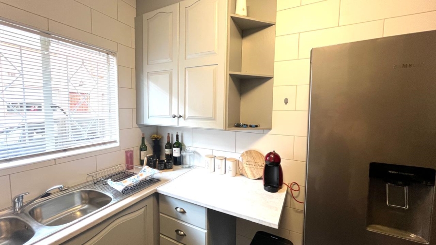 3 Bedroom Property for Sale in Verwoerdpark Gauteng