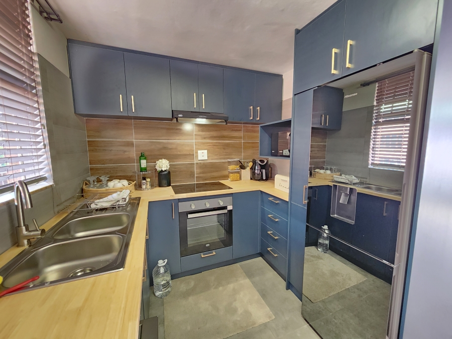 1 Bedroom Property for Sale in Hatfield Gauteng