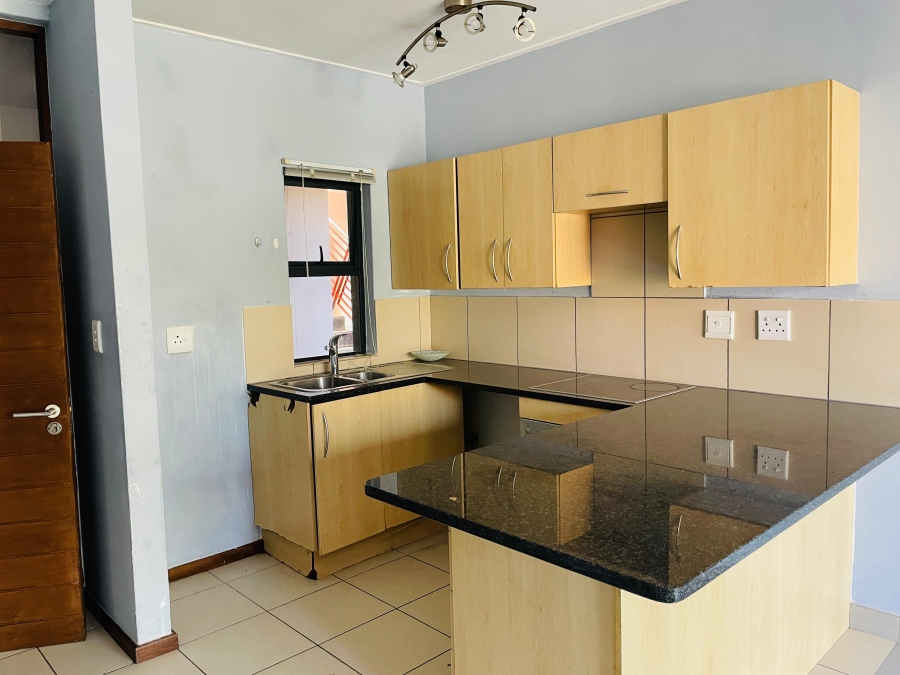 1 Bedroom Property for Sale in Jackal Creek Golf Estate Gauteng
