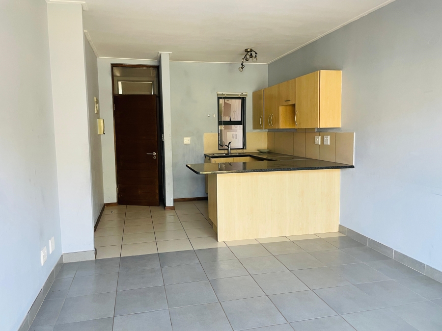 1 Bedroom Property for Sale in Jackal Creek Golf Estate Gauteng