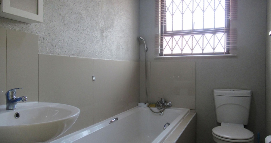 3 Bedroom Property for Sale in Westonaria Gauteng