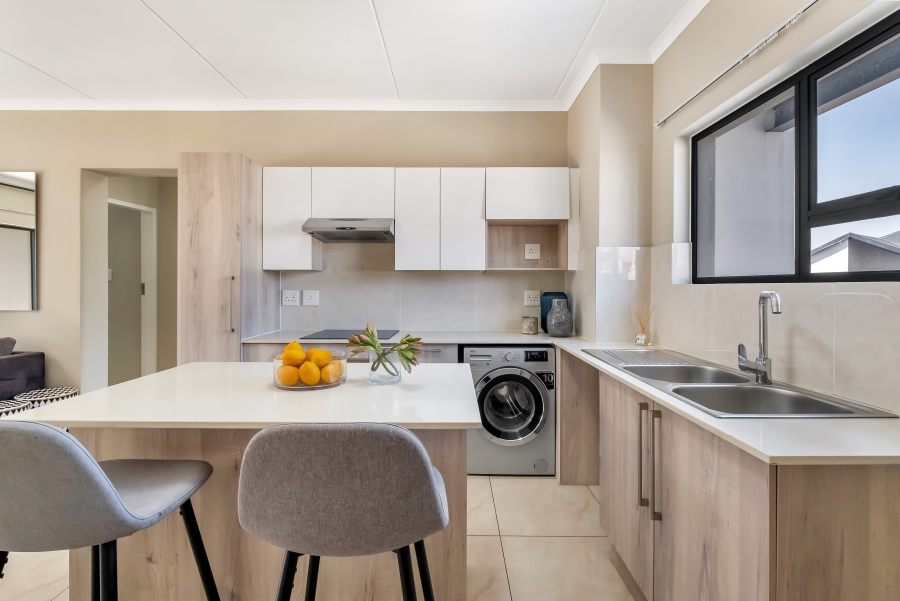 2 Bedroom Property for Sale in Noordhang Gauteng