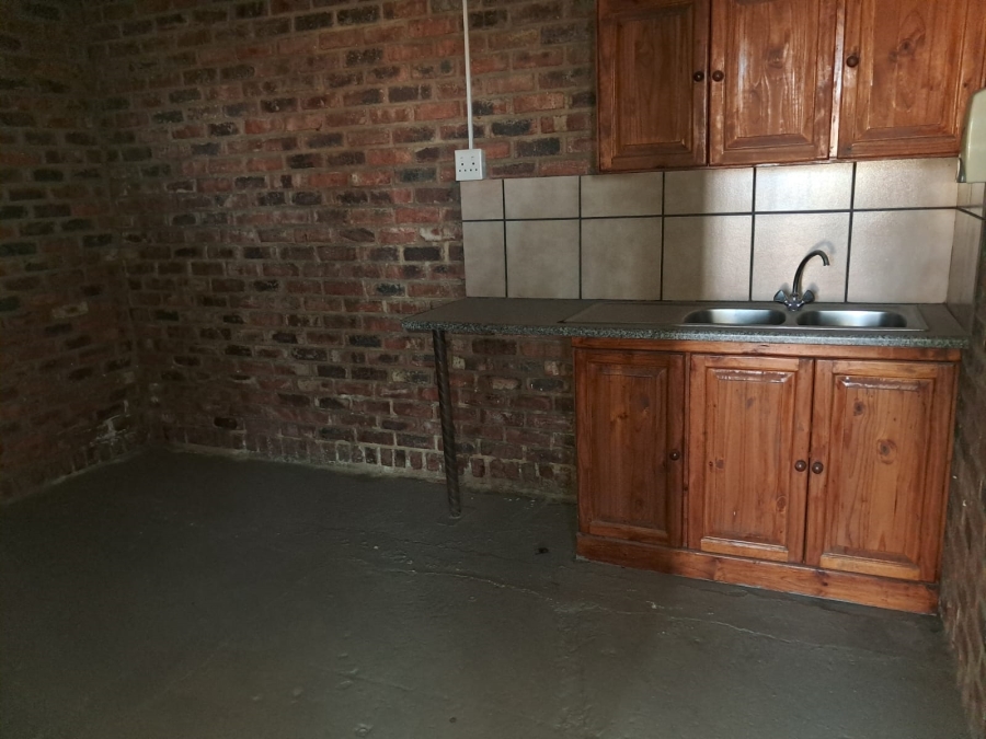 To Let commercial Property for Rent in Noldick Gauteng