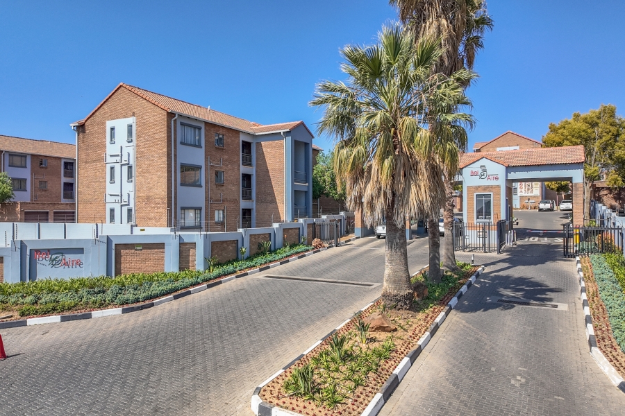 2 Bedroom Property for Sale in Vorna Valley Gauteng