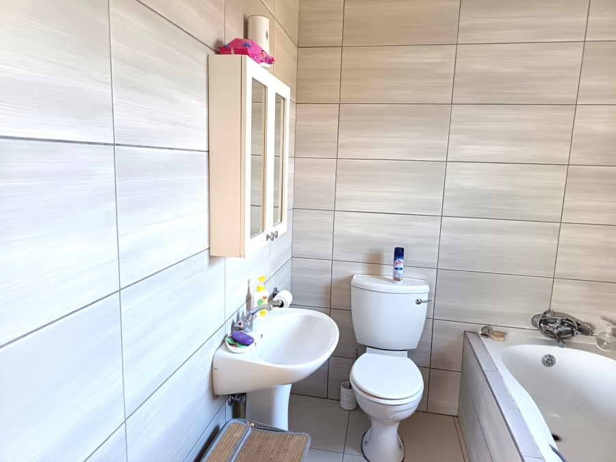 3 Bedroom Property for Sale in Dalpark Ext 1 Gauteng
