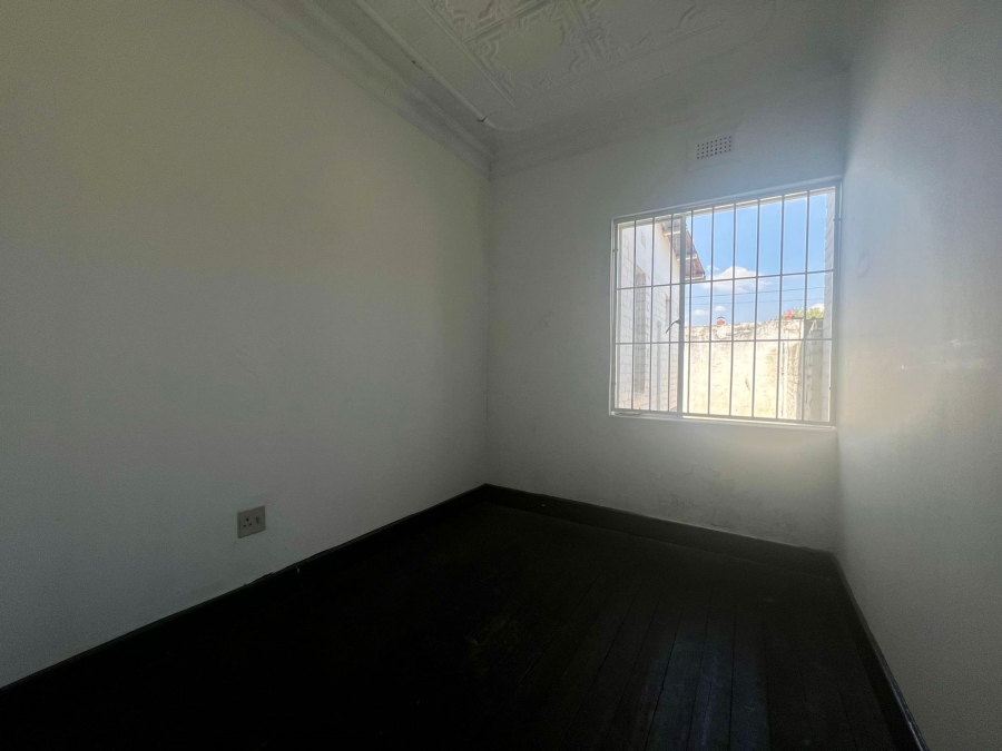 To Let 2 Bedroom Property for Rent in Rosettenville Gauteng