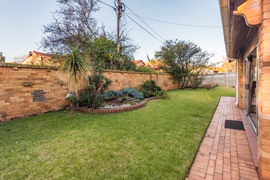2 Bedroom Property for Sale in Florida Gauteng