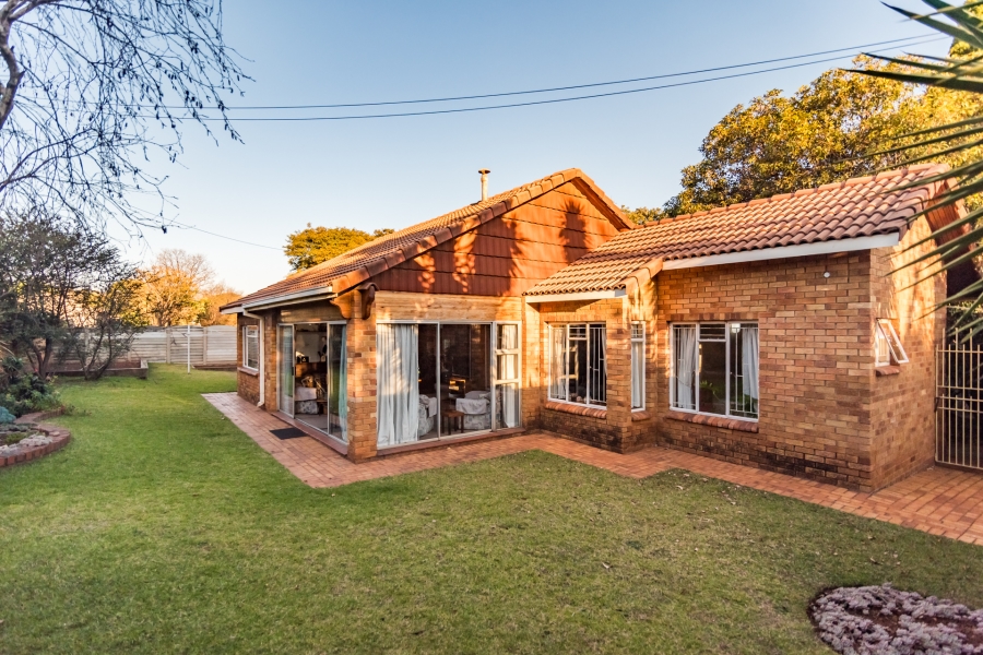 2 Bedroom Property for Sale in Florida Gauteng