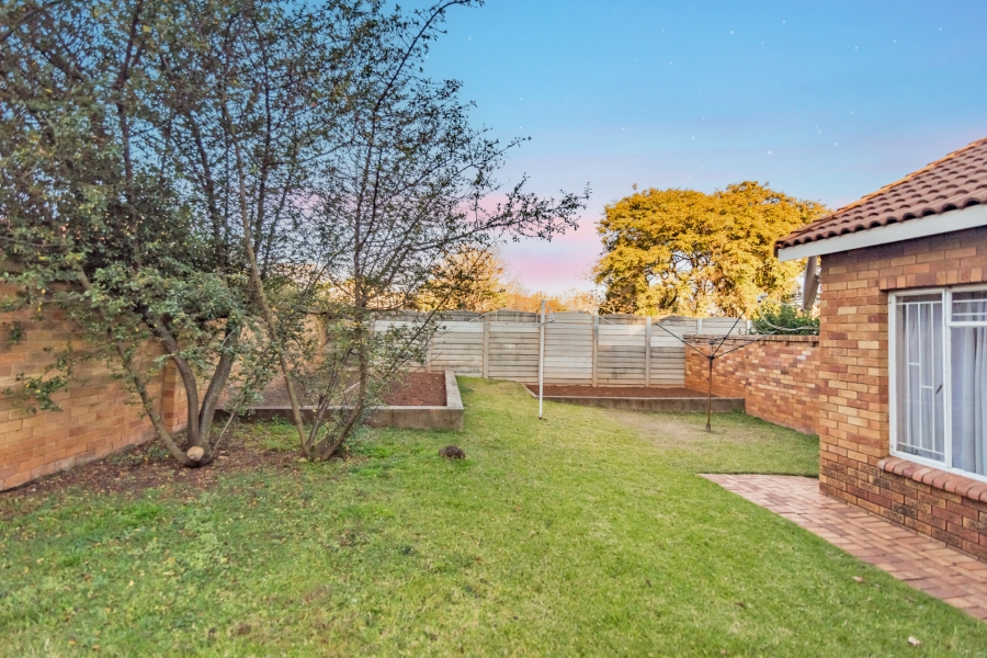 2 Bedroom Property for Sale in Florida Gauteng