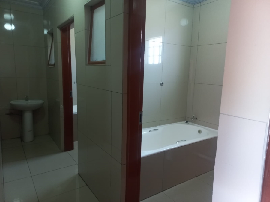 10 Bedroom Property for Sale in Soshanguve GG Gauteng