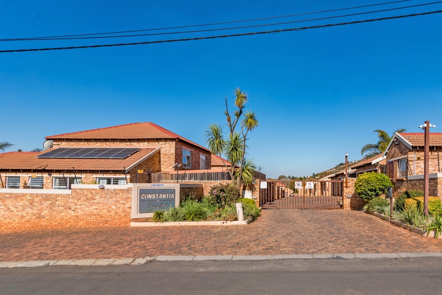 3 Bedroom Property for Sale in Allens Nek Gauteng