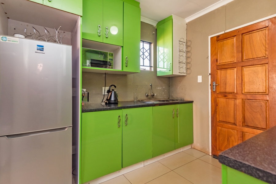 3 Bedroom Property for Sale in Protea Glen Gauteng