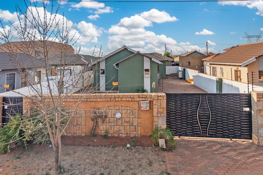 3 Bedroom Property for Sale in Protea Glen Gauteng