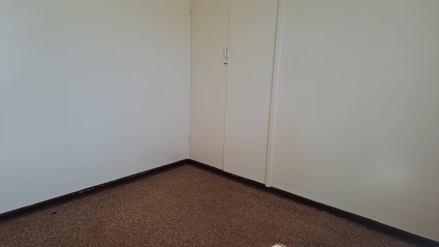 2 Bedroom Property for Sale in Vanderbijlpark CE 1 Gauteng